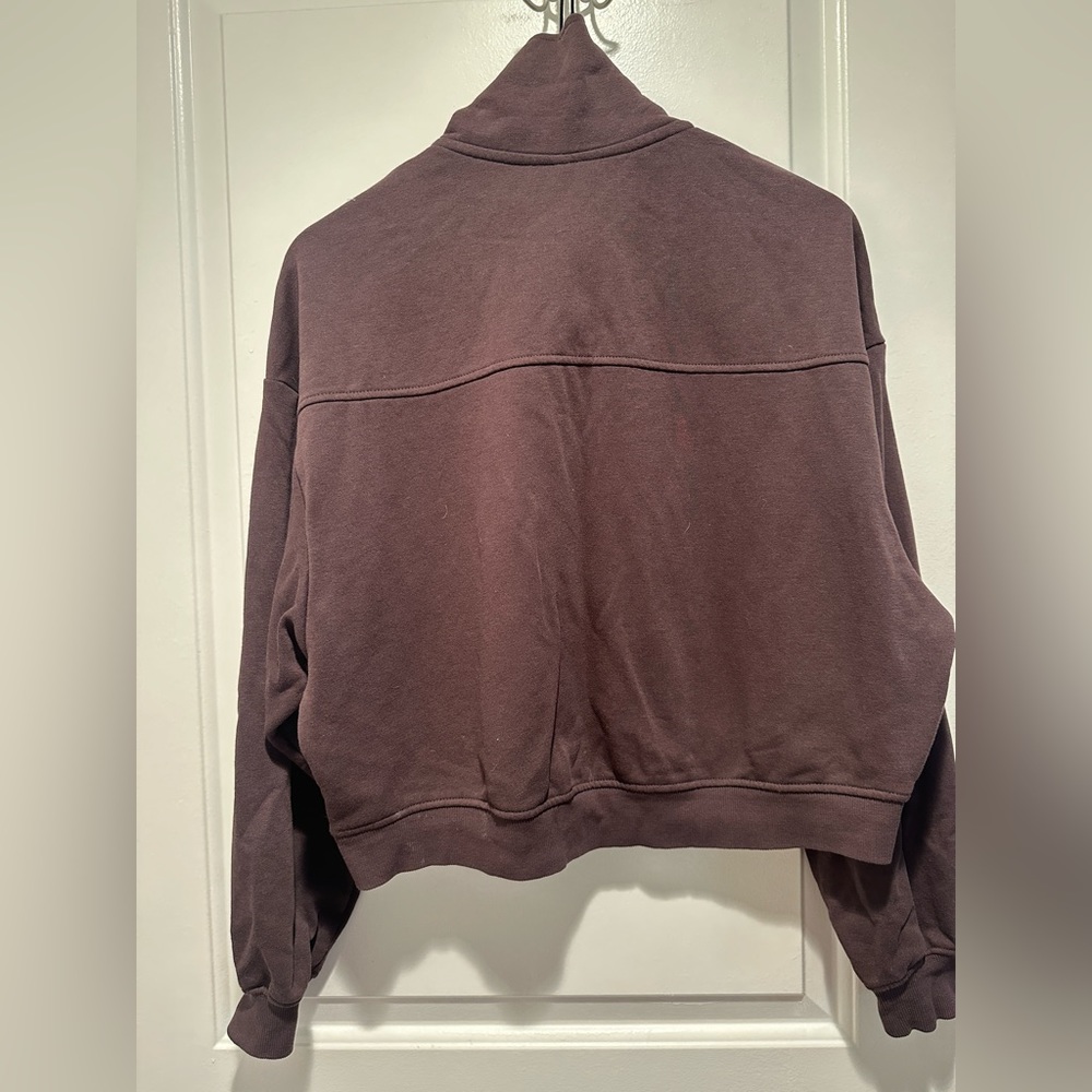 H&M crop top zipper sweater